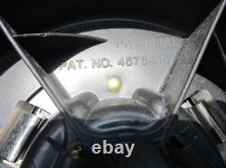One NOS 1991 to 1994 Oldsmobile Cutlass Ciera wire spoke hubcap wheel cover
