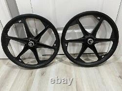 Gt Performer Tomahawk Dyno Bmx 20 Avant Et Arrière 6-spoke Mag Lire Description