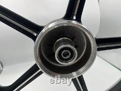 Jantes de sport Honda C70 Passport 1 paire noire avec bagues de roulement 5 rayons de 17 pouces