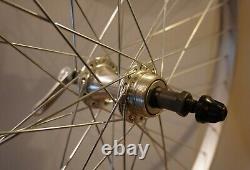 Jeu de roues avant et arrière de vélo en alliage 26x1.75 14g 36 rayons essieu 3/8 moyeu libre argent