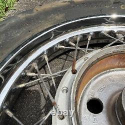 Roue arrière à rayons et pneu de 1982 Honda CB650 CB 650 17 MT 2.5 Chrome