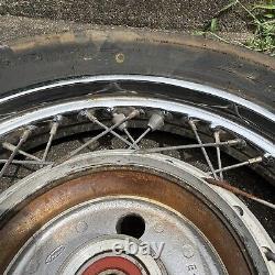 Roue arrière à rayons et pneu de 1982 Honda CB650 CB 650 17 MT 2.5 Chrome