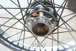 Roue de motocyclette à 18 rayons avant ou arrière fabriquée au Japon 43662-808 d'occasion