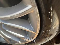 Roue en alliage 18x8 à 15 rayons avant et arrière s'adapte aux BMW 528i 2011-2016 1973218