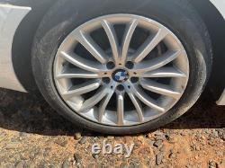 Roue en alliage 18x8 à 15 rayons avant et arrière s'adapte aux BMW 528i 2011-2016 1973218