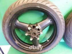 Roues Avant Arrière Triumph Pair 3 Rayons 17 Avec Bonnes Pneus 750 900 1200 T300
