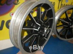 Roues De 16 À 3 Rayons À 16 Rayons À L'avant Et À L'arrière De La Marque Harley Flt Touring 1986-1999