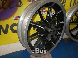 Roues De 16 À 3 Rayons À 16 Rayons À L'avant Et À L'arrière De La Marque Harley Flt Touring 1986-1999