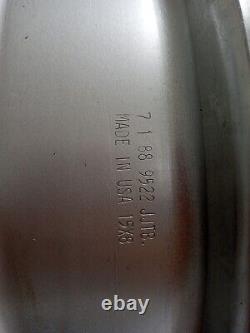 Roues à rayons True Spoke pour appareils électroménagers de 1988, 15x8 à l'arrière avec 5×120 pour les États-Unis et le Mexique, 14×7 à l'avant avec 5 écrous.
