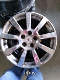 Roues en alliage 18x8-1/2 9 rayons avant et arrière poli s'adaptent aux CTS 08-09 722455 Roues en alliage 18x8-1/2 9 rayons avant et arrière poli s'adaptent aux CTS 08-09 722455